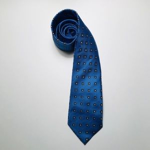 Hand Maid Silk Tie by Donald Trump